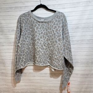 COLSIE CROPPED GRAY LEOPARD PRINT SWEATSHIRT, SZ LARGE